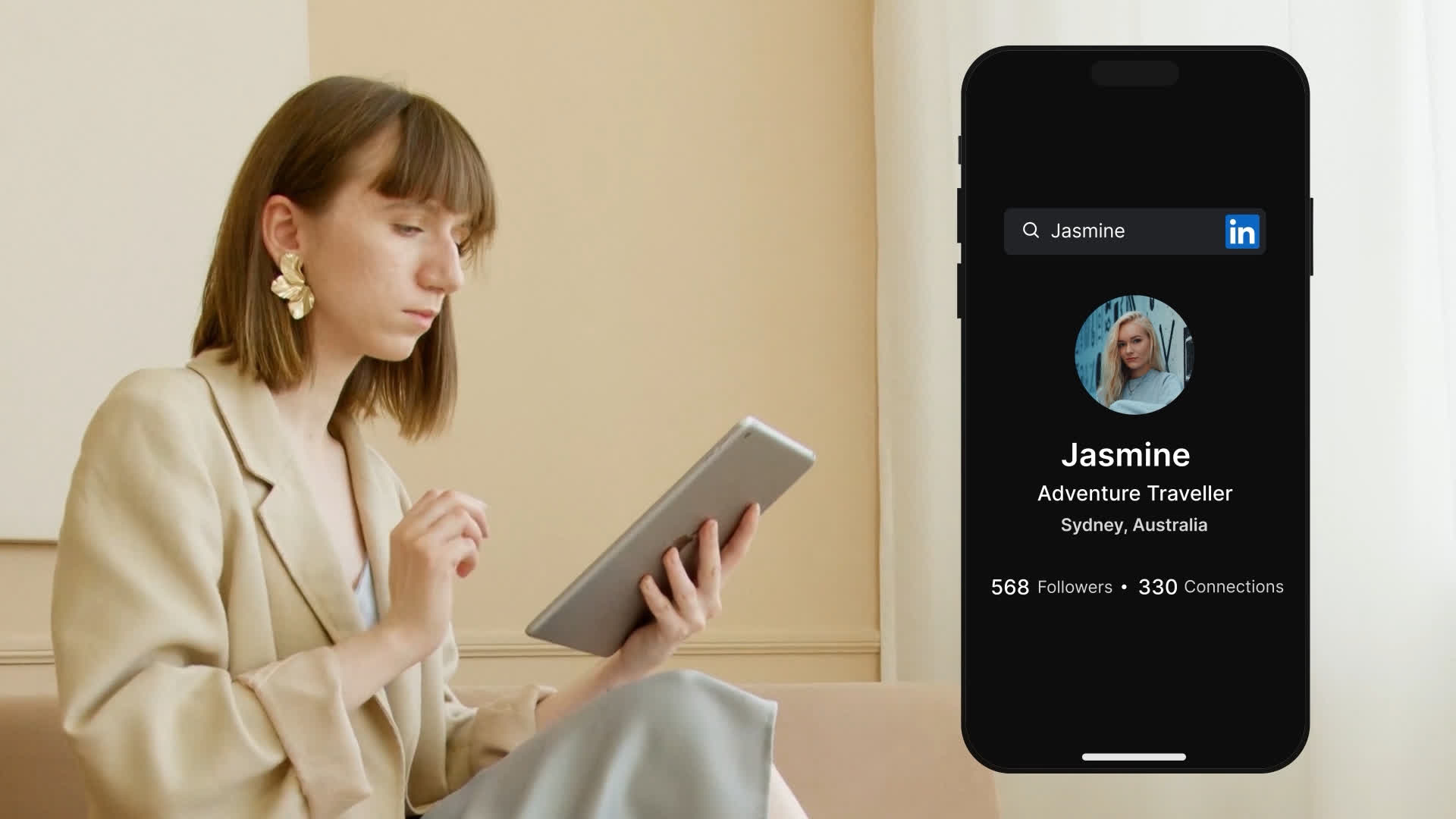LinkedIn Search And Followers Connection Reveal Screen Animation