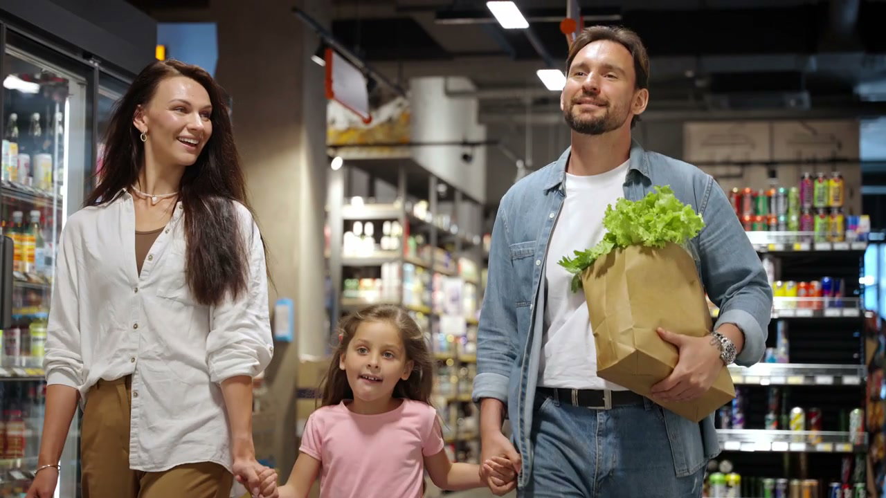 Happy Family Grocery Shopping