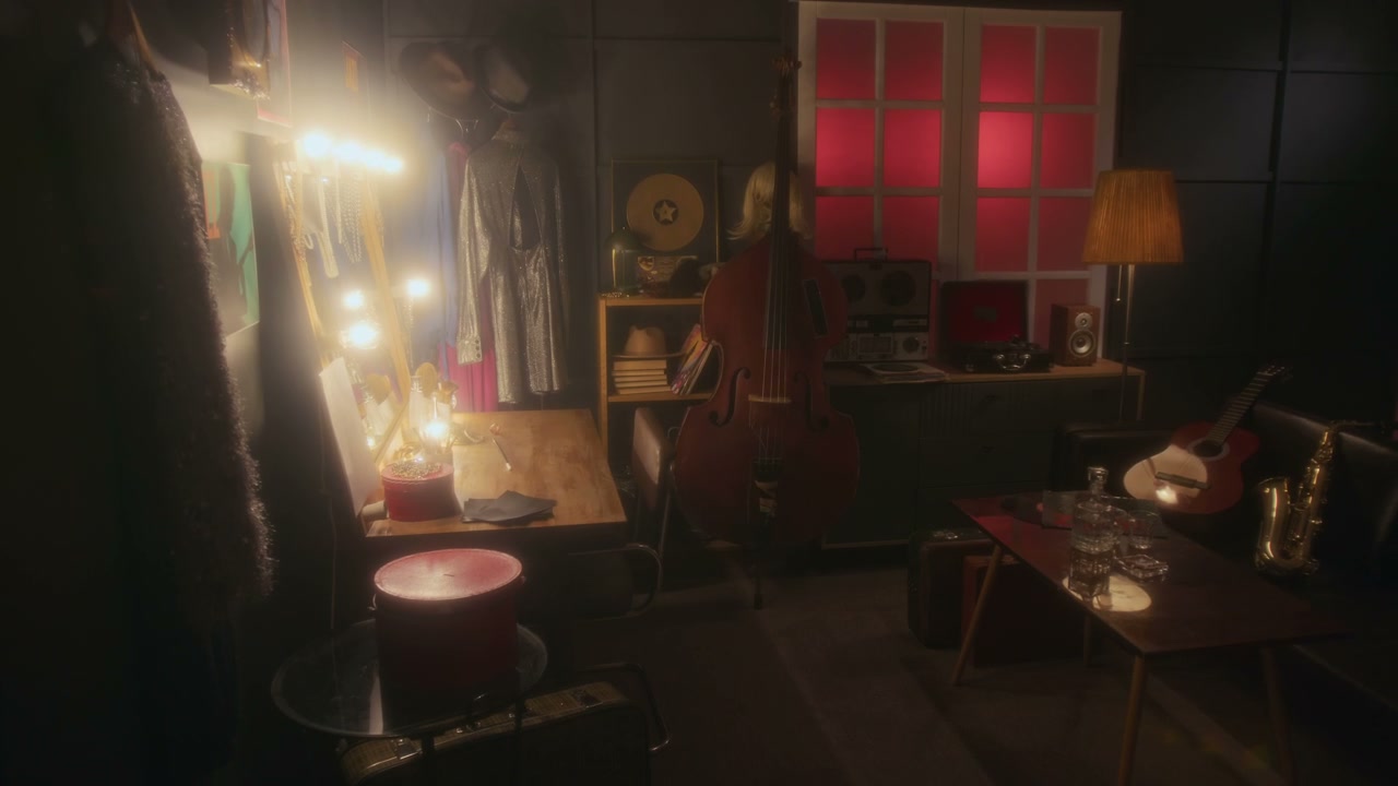 Vintage Jazz Studio Backstage Room