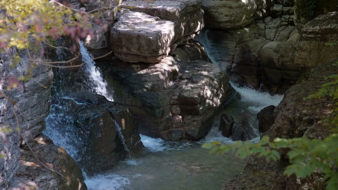 Waterfalls in Rocky Gorge