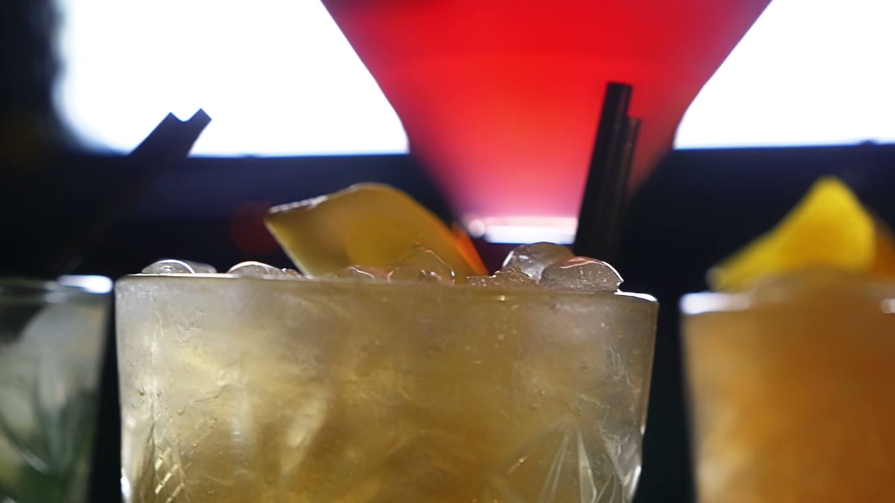 Refreshing Cocktails on Bar