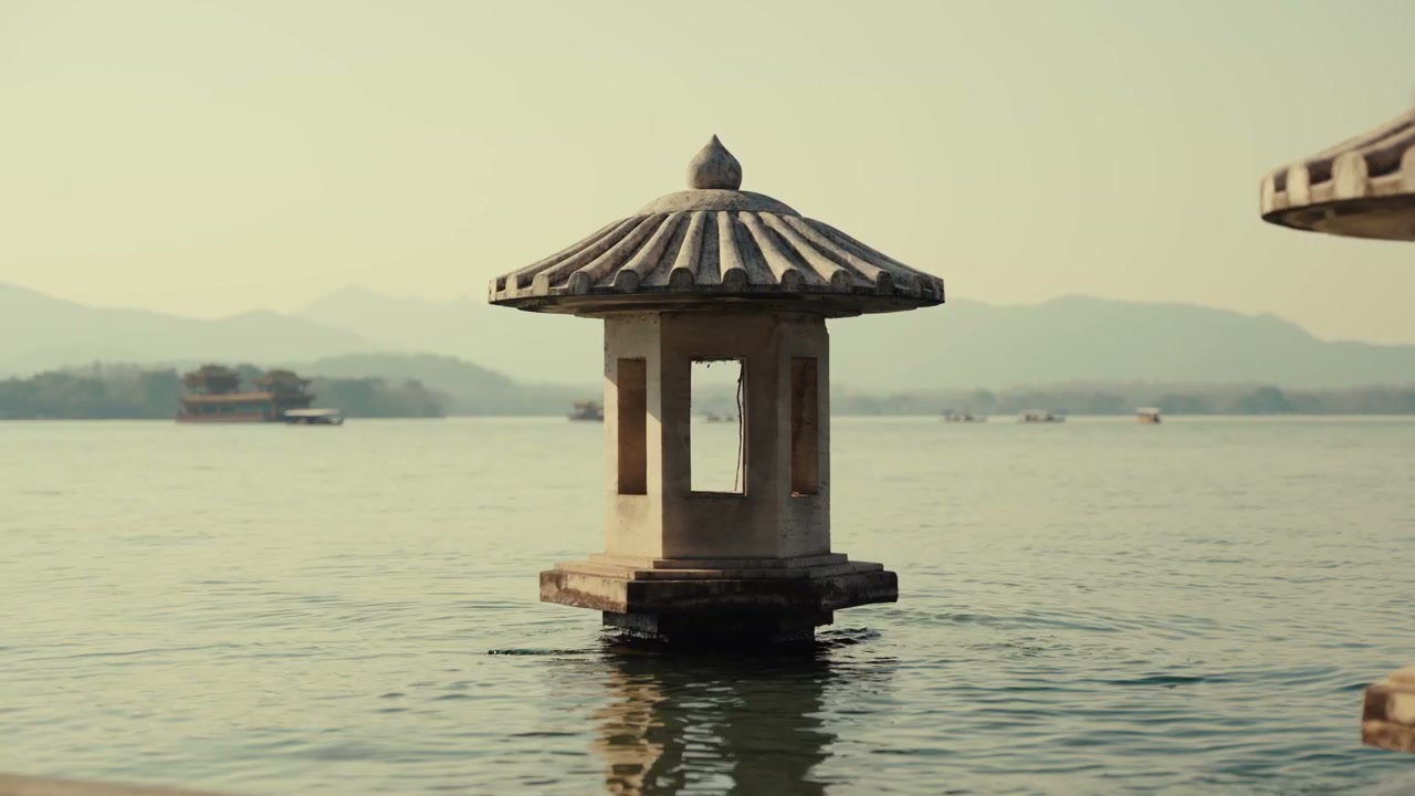 Stone Lantern on West Lake, Hangzhou