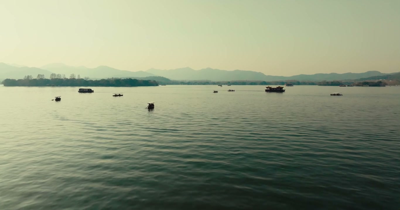 Boats on West Lake in Hangzhou