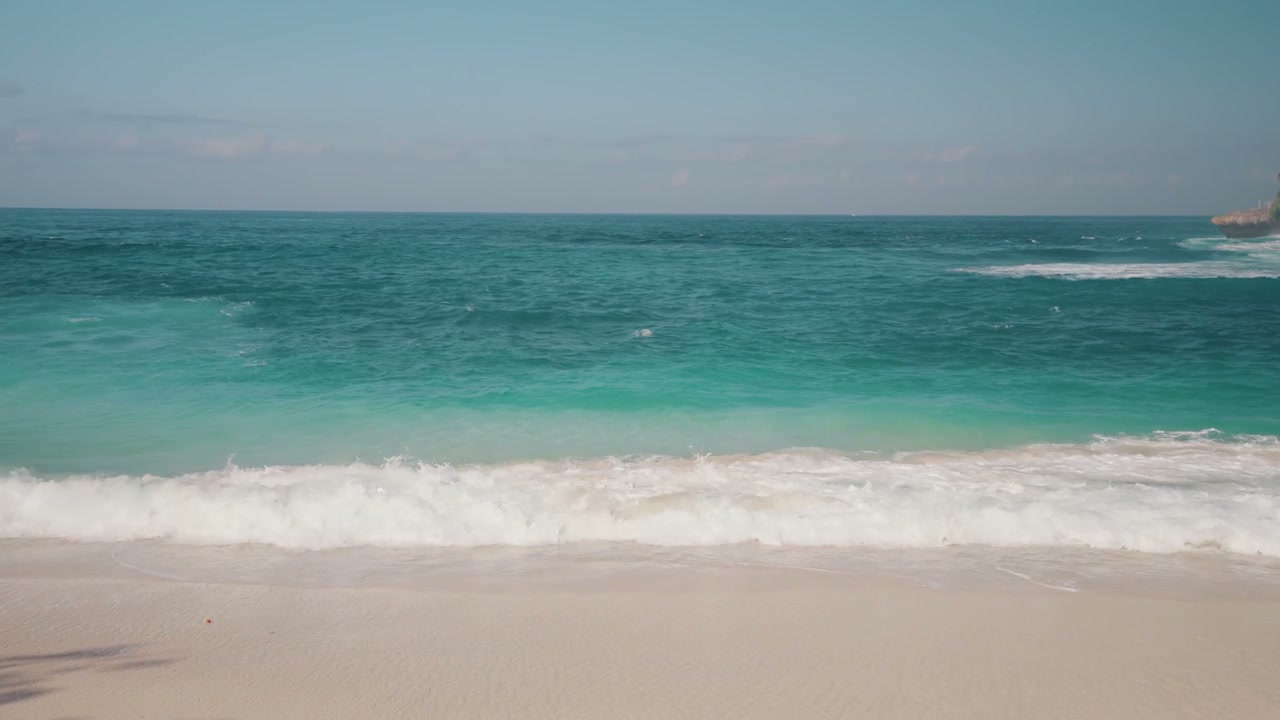 Tropical Beach Ocean Waves