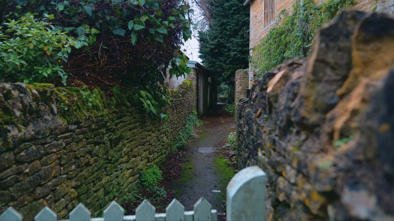 Cotswolds Village Stone Pathway