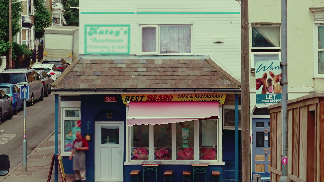 Street Cafe with Awning in Margate