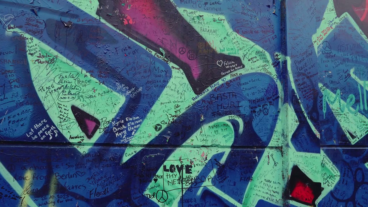 Belfast Peace Wall Graffiti and Messages