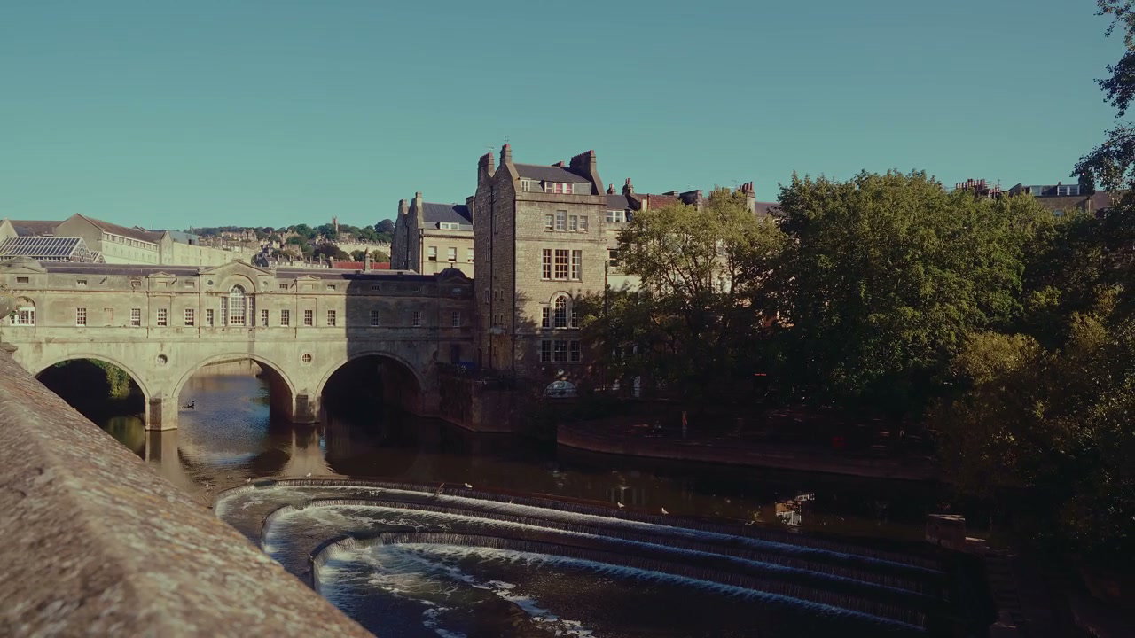 Pulteney Bridge and River Avon Weir in Bath