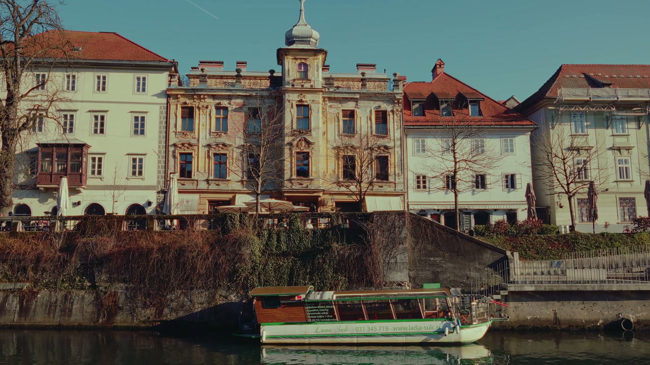 Ljubljanica River Tour Boat with Historic Buildings