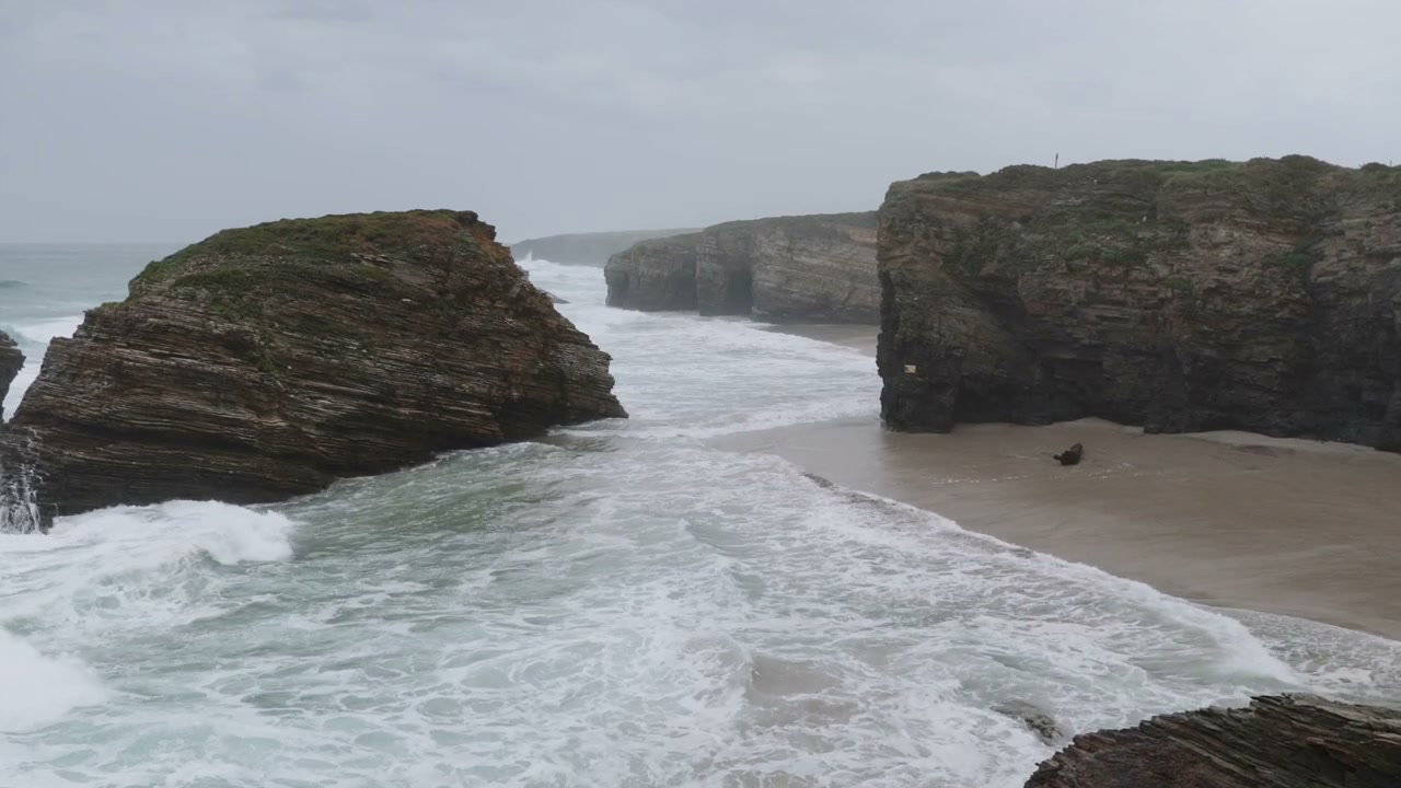 Ocean Waves Crashing on Rocky Beach