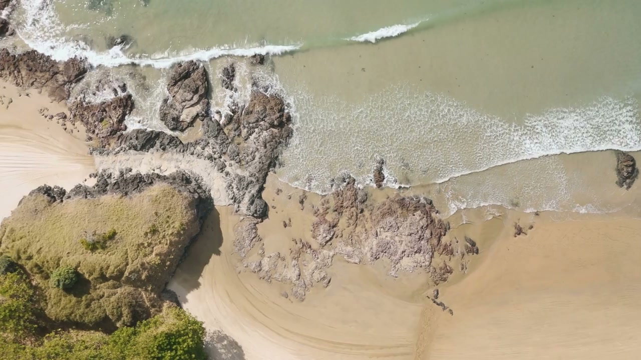 New Zealand Coastline With Waves and Rocks