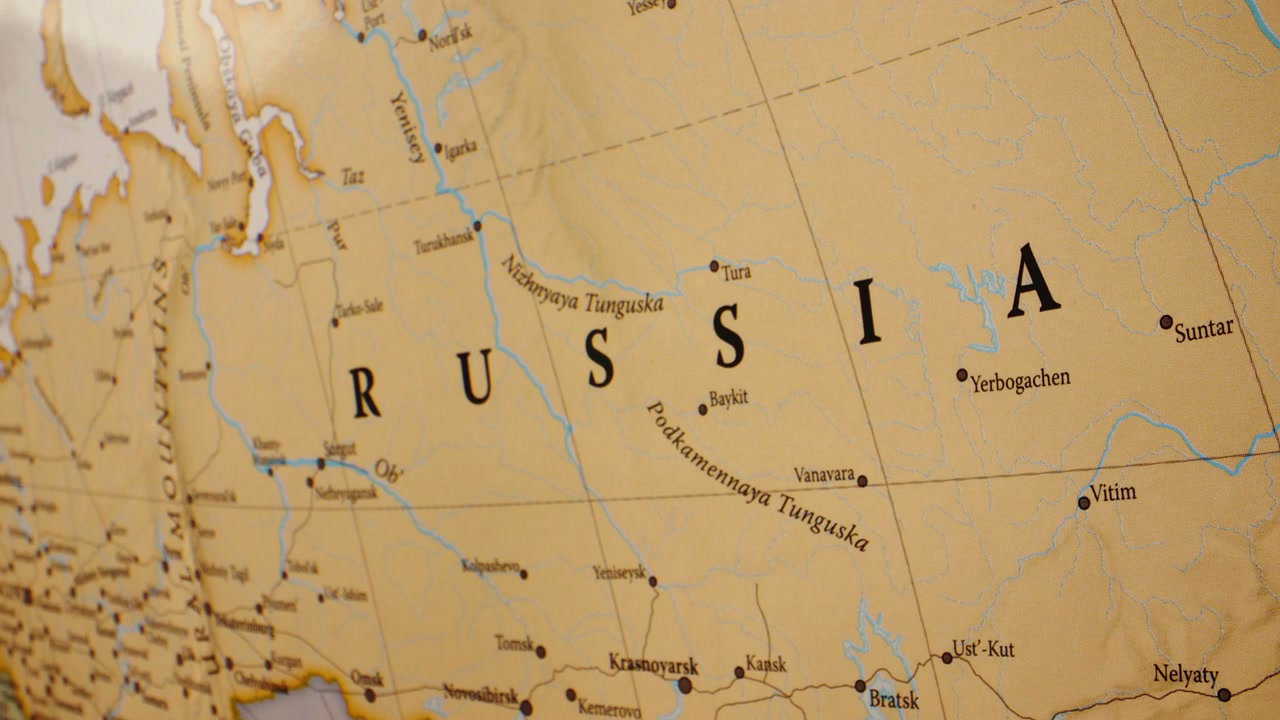 Vintage Map of Russia Pan