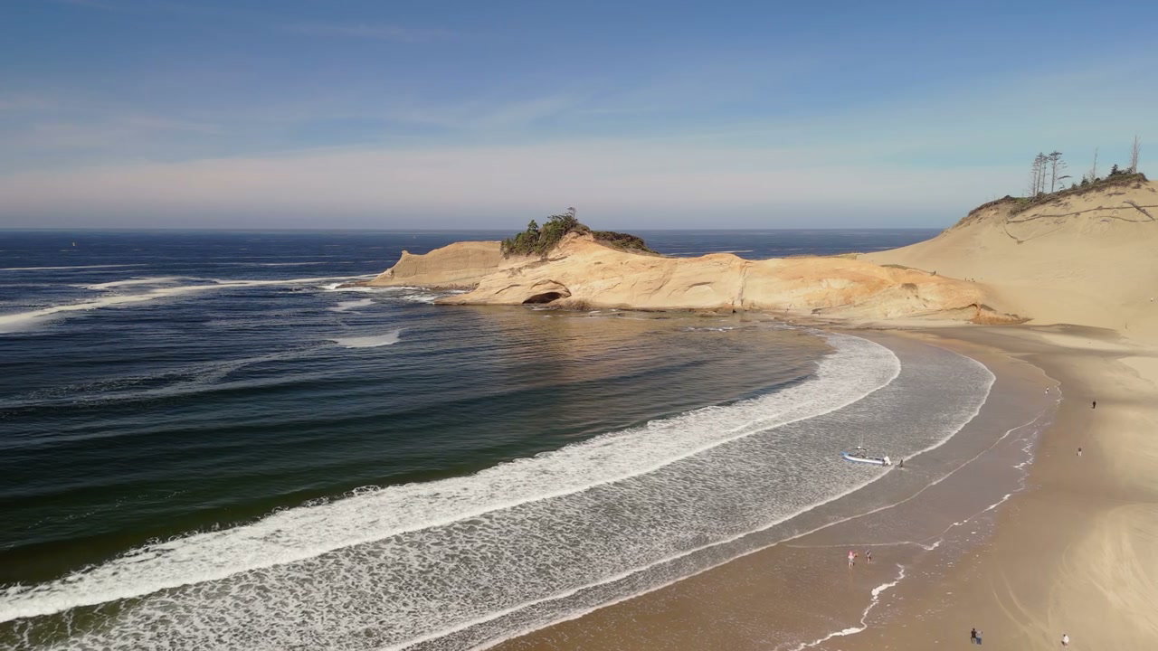 Pacific Coast Beach Waves and Sandy Cliffs