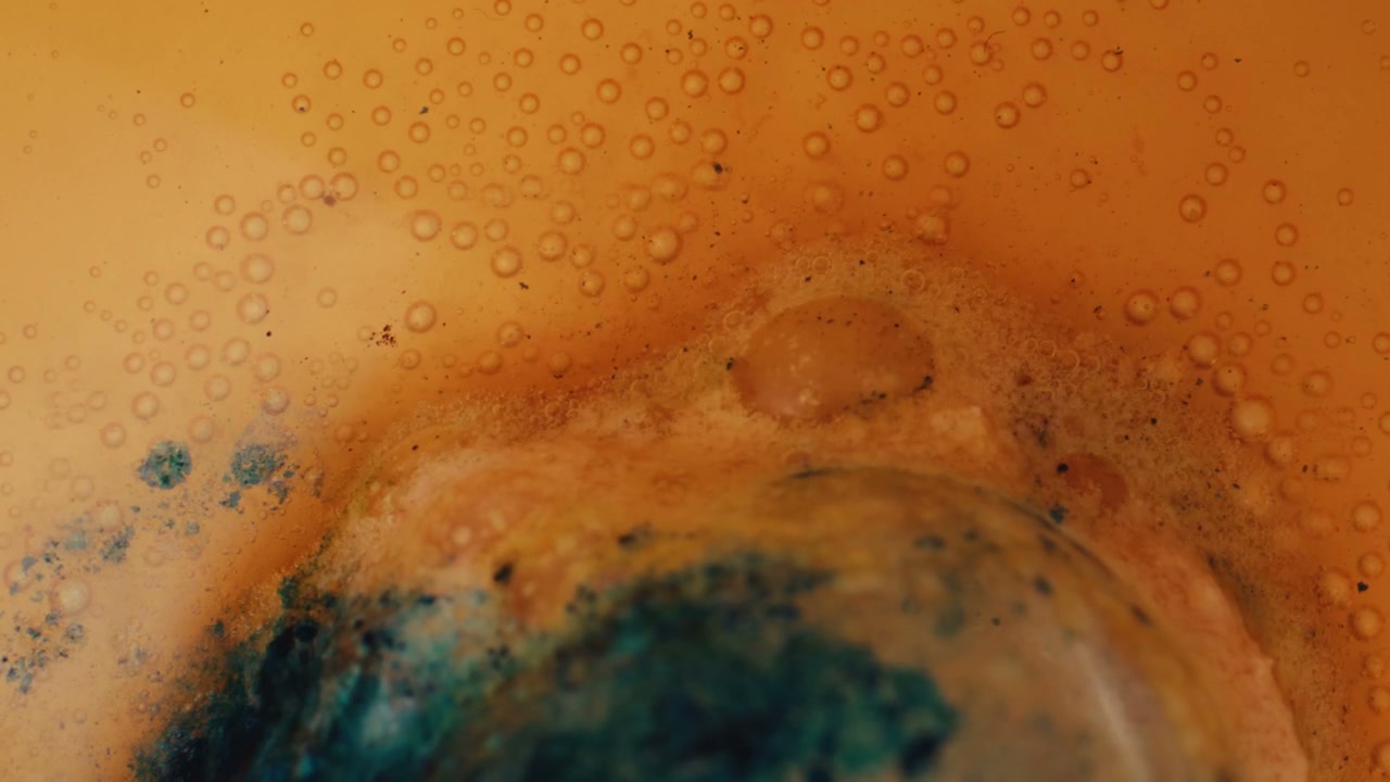 Colorful Liquid Bubbles