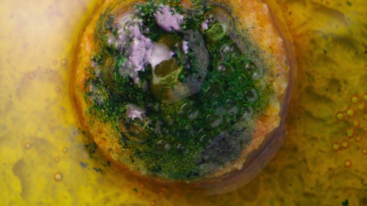 Colorful Liquid Chemical Reaction