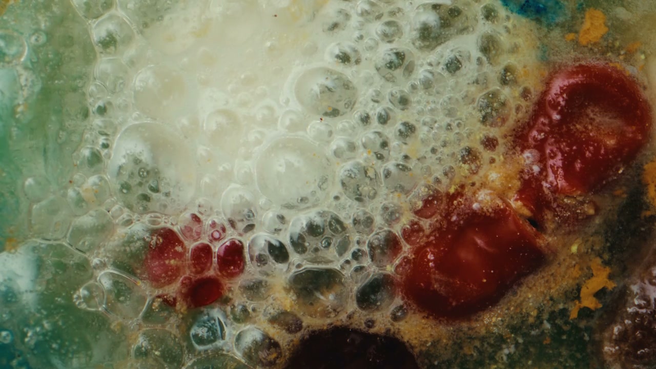 Vibrant Chemical Reaction with Bubbles