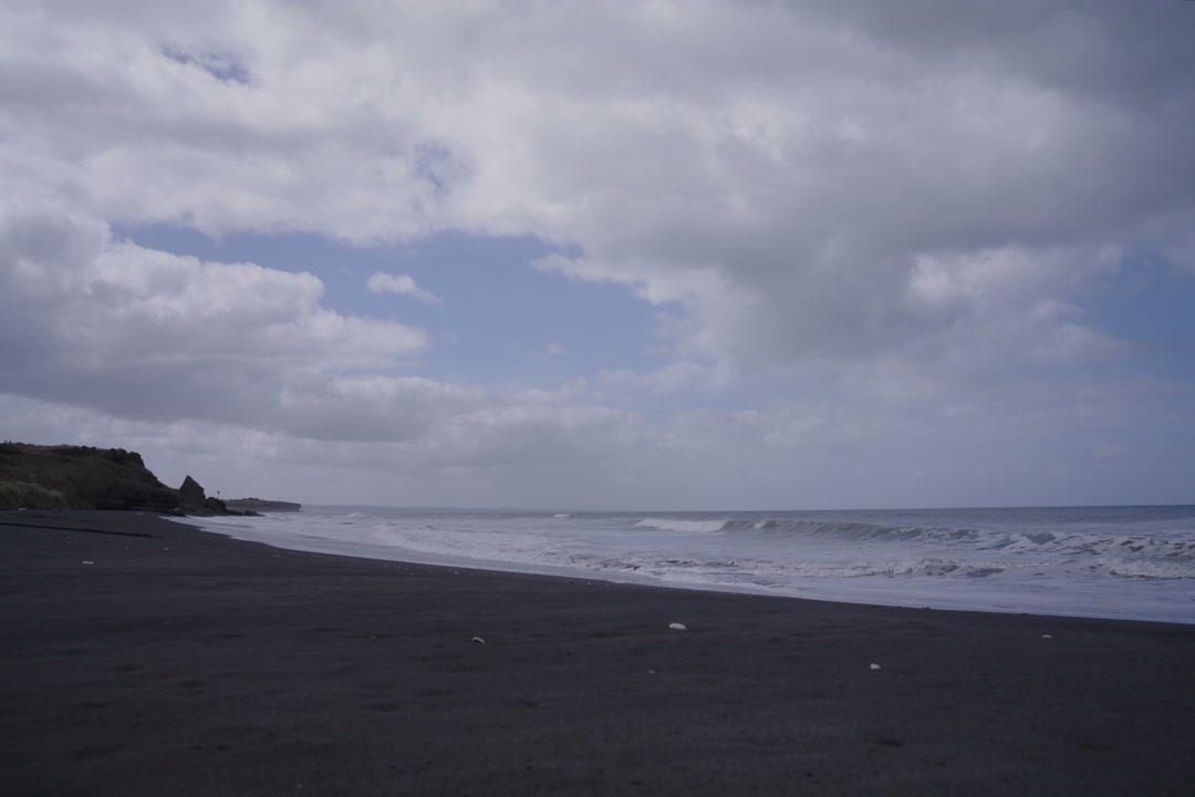 New Zealand Black Sand Beach Ocean Waves