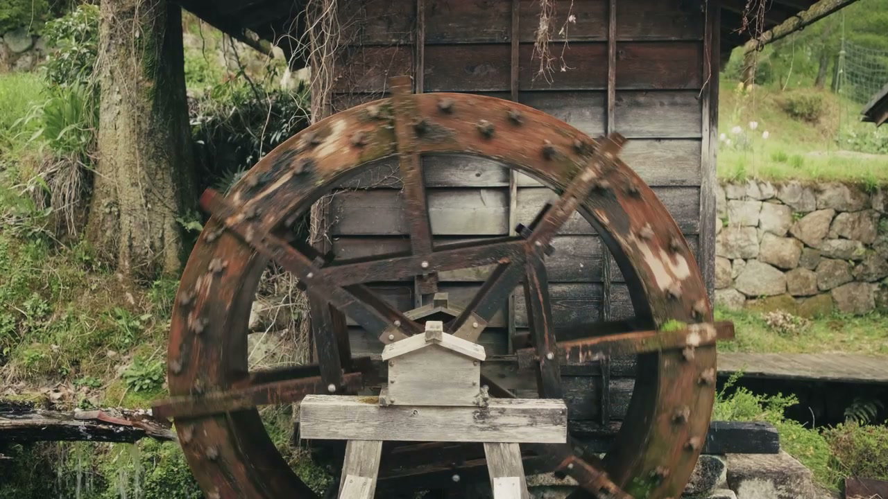 Traditional Japanese Water Wheel Spinning