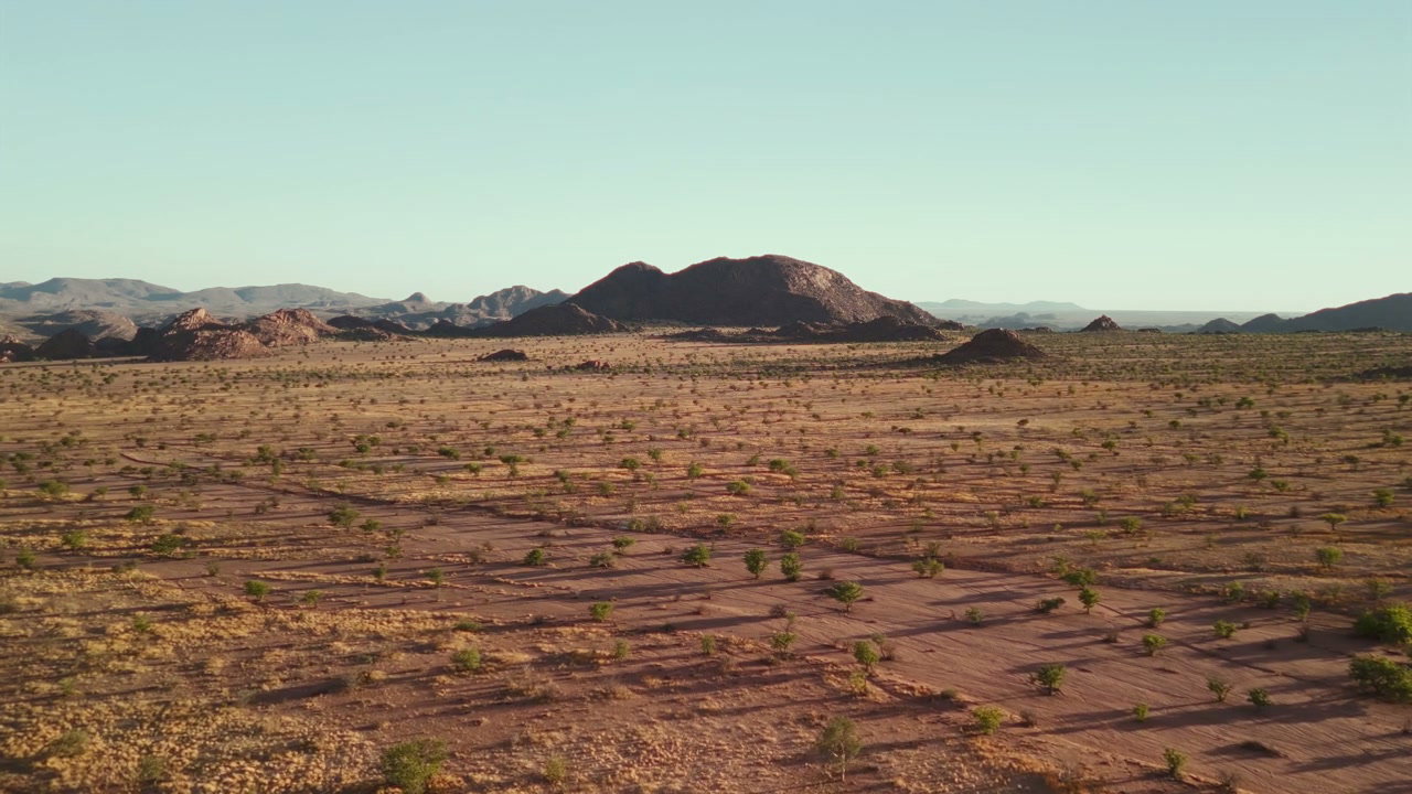 Vast African Desert Landscape