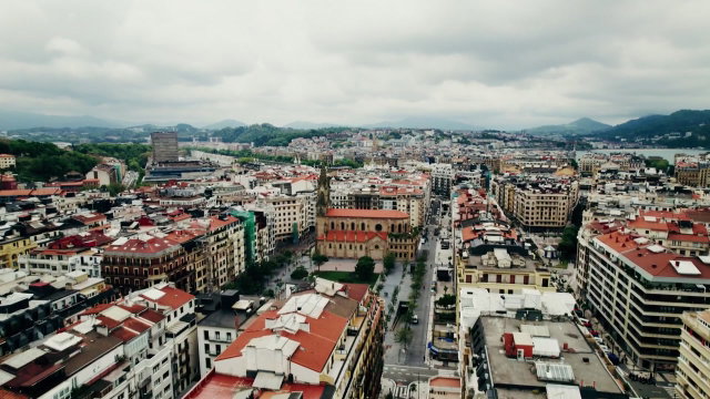 Aerial View of Exeter Cathedral and City • Stock Video on Uppbeat