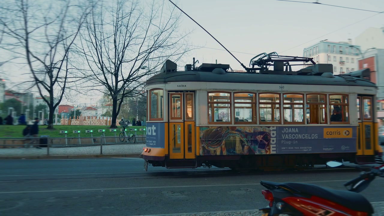 Tram